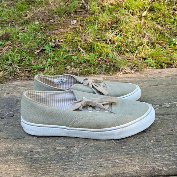 Vintage‎ Cole Haan Sporting Canvas Sneakers Olive Green Size 7.5 - Picture 1 of 10